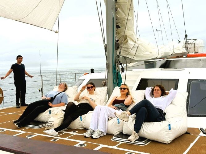 Segeltour auf Jeju Island beim Adventure Trip in Südkorea mit AIFS