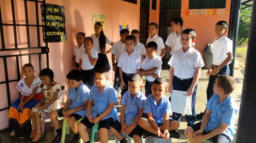 Schulklasse beim Freiwilligenprojekt Teaching in Südkorea mit AIFS