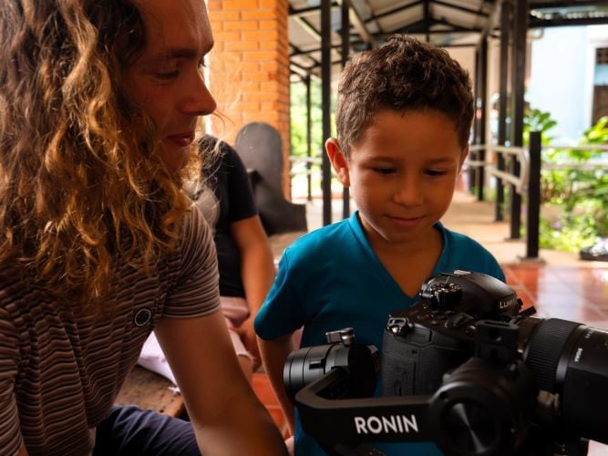 Volunteer und Schüler beim Freiwilligenprojekt Teaching in Südkorea mit AIFS