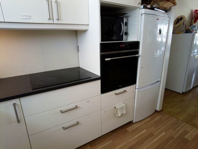 aifs-island-freiwilligenarbeit-ecovillage-unterkunft-küche-partnerfotos