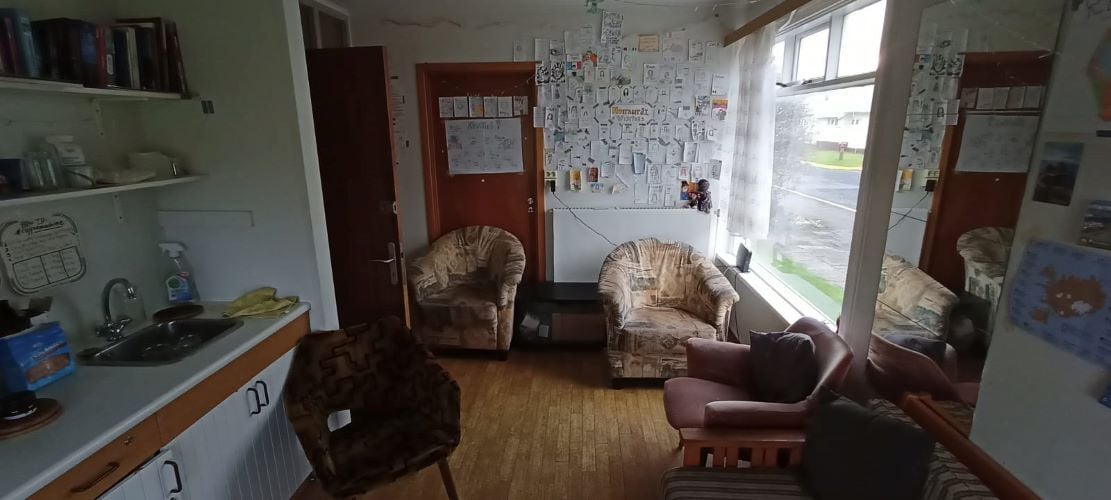 Gemeinschaftsraum beim Freiwilligenprojekt Organic Farming in Island mit AIFS