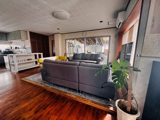 Wohnzimmer beim Freiwilligenprojekt Sea Turtle Conservation in Japan