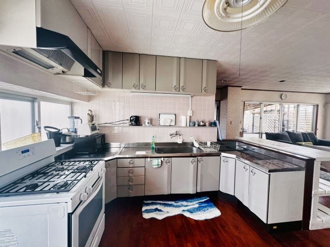 Küche beim Freiwilligenprojekt Sea Turtle Conservation in Japan mit AIFS