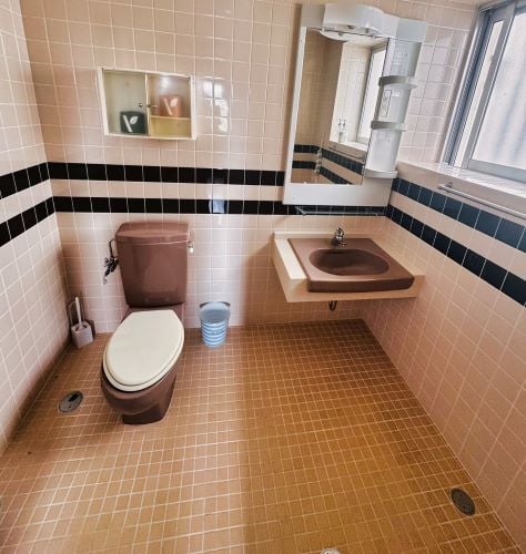 Badezimmer beim Freiwilligenprojekt Sea Turtle Conservation in Japan