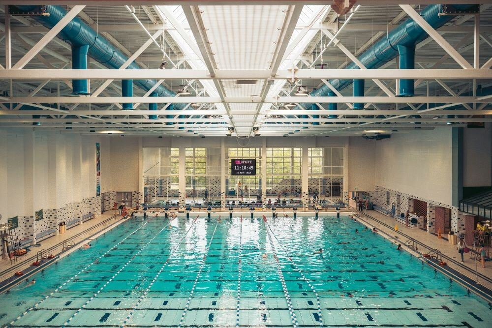 Schwimmhalle an der University of Limerick beim Auslandssemester in Irland mit AIFS