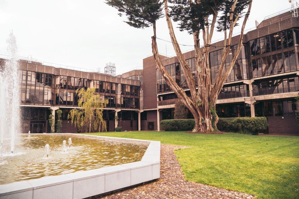 Gebäude der University of Limerick in Irland