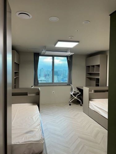 Zimmer in einem Wohnheim für Studierende in Südkorea