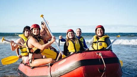 AIFS Adventure Trip in Australien: Action pur mit Sport, Wasser, Boot und Rafting – das ultimative Erlebnis mit AIFS Educational Travel.