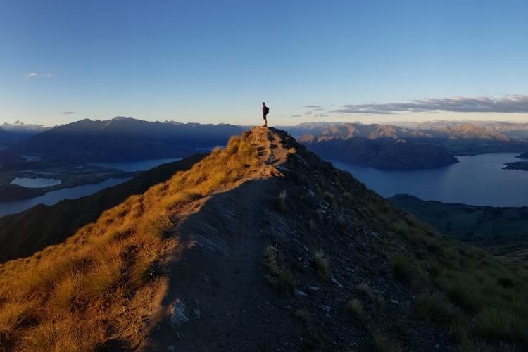 Samuel auf dem Roys Peak