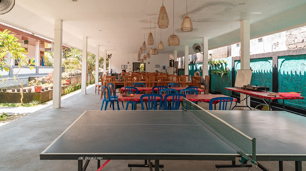 aifs-freiwilligenprojekte-bali-unterkunft-lounge-tischtennis