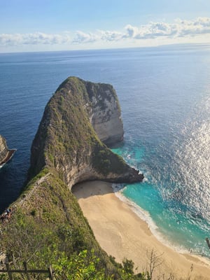 aifs-adventure-trips-bali-ugc-irinip-strand-meer