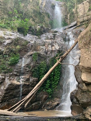 aifs-adventure-trips-thailand-adventure-week-ugc-nadinef-nadine7_7nadine-wasserfall