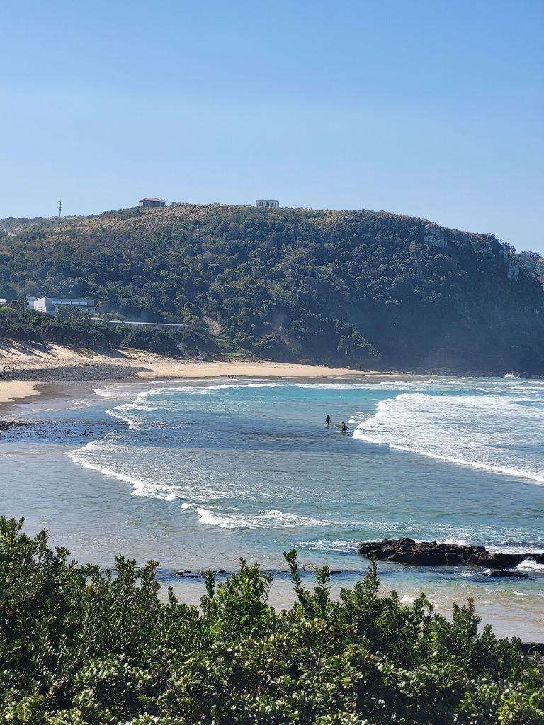 aifs-erfahrungen-surfcamp-südafrika-ugc-lenam-meer