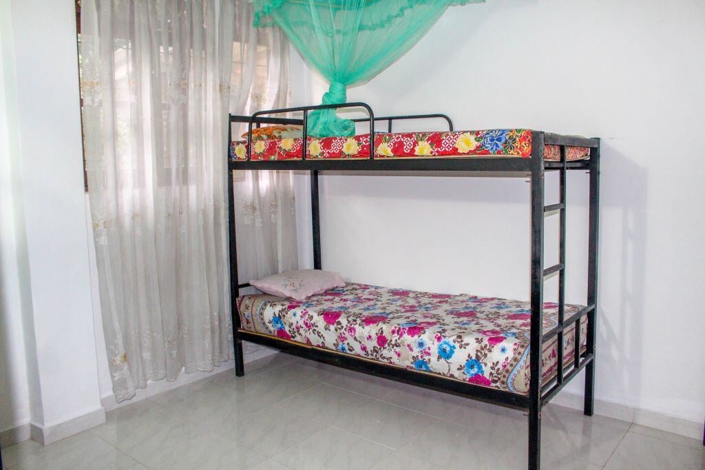 Freiwilligenprojekt in Sri Lanka: Mehrbettzimmer in der Unterkunft in Kandy.