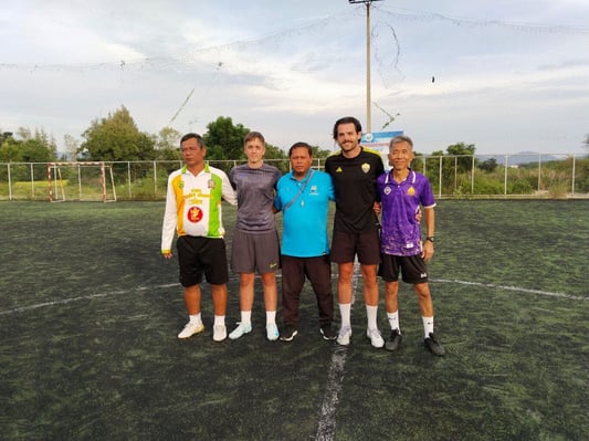 aifs-frewilligenarbeit-thailand-sportscoaching-ugc-nikolass-@n1kkolass-coaches