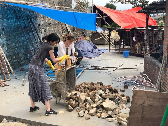 aifs-nepal-freiwilligenarbeit-renovation-and-construction-personen-bauarbeiten-6