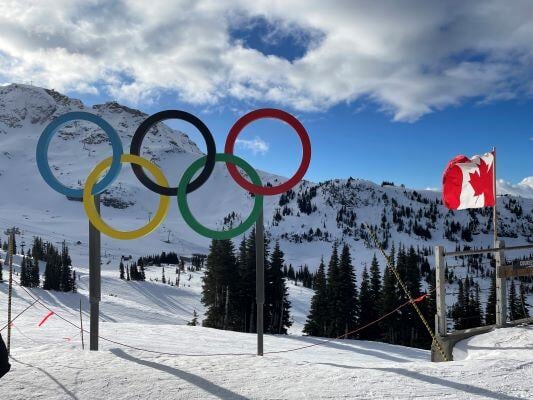 aifs-schueleraustausch-kanada-ugc-lindar-berg-schnee