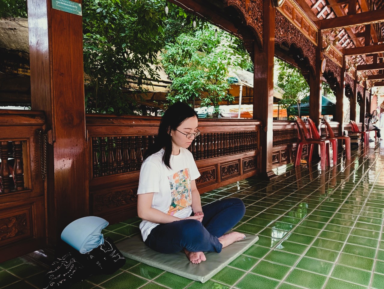 Besinnlicher Moment: AIFS Adventure Trip - Buddhism Week in Thailand
